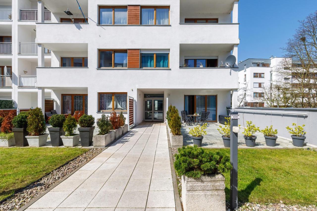 Family Apartment Magic & Sea With Terrace By Noclegi Renters Świnoujście Exteriör bild